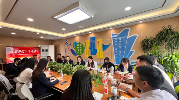 金世仓召开年终述职大会